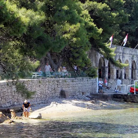 With A Parking Space Cavtat, Dubrovnik - 14177 * 察夫塔特